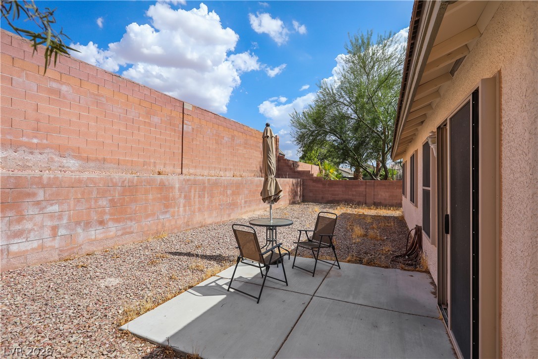 2724 Knoll Point Street Las Vegas NV 89156