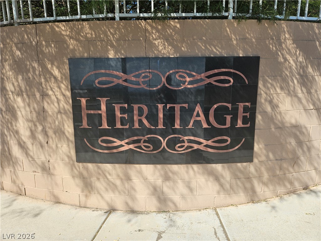 2724 Knoll Point Street Las Vegas NV 89156