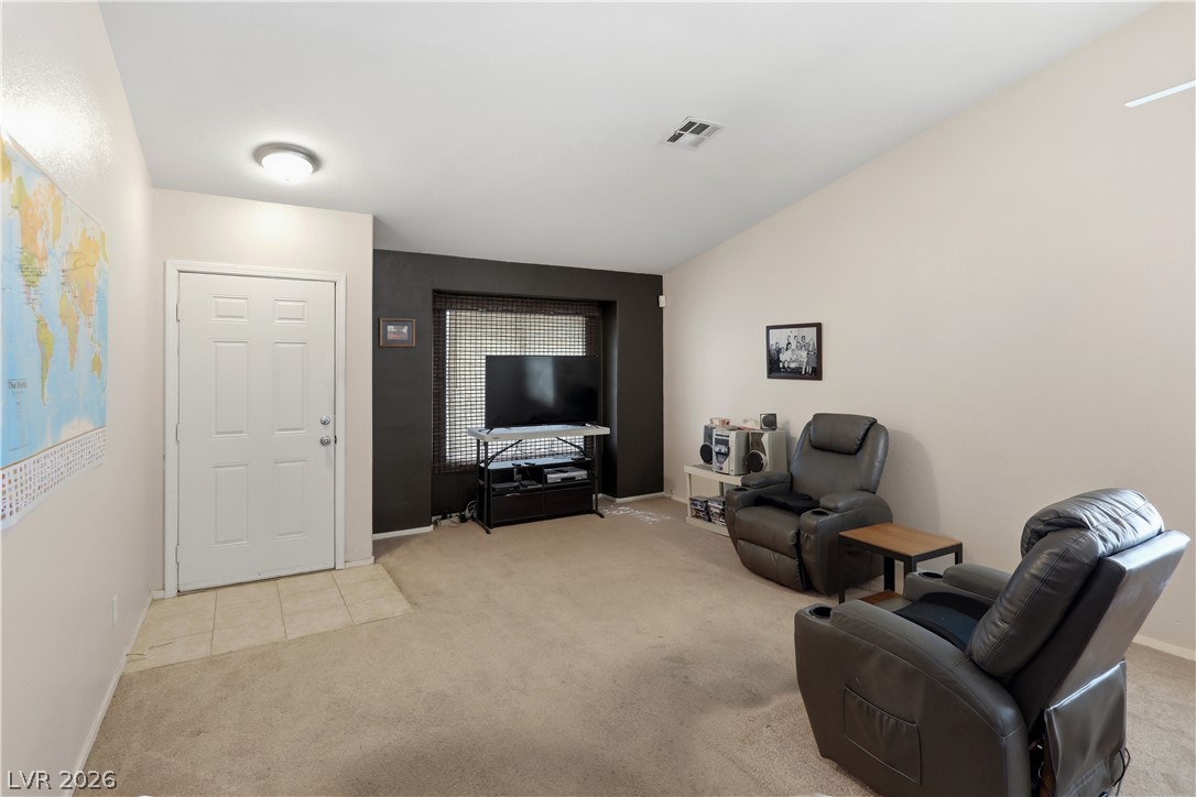 2724 Knoll Point Street Las Vegas NV 89156