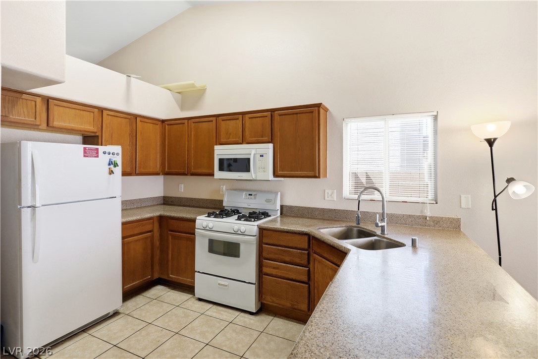 2724 Knoll Point Street Las Vegas NV 89156
