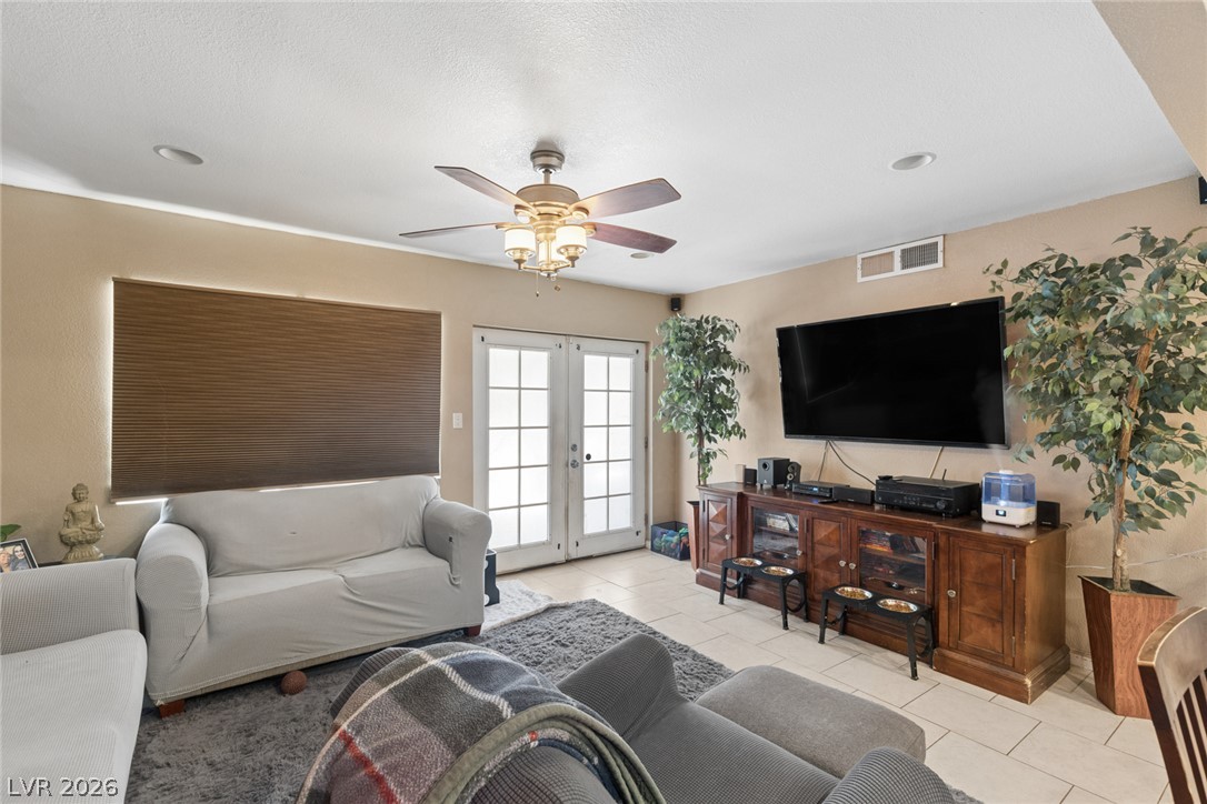 1305 North Mojave Road Las Vegas NV 89101