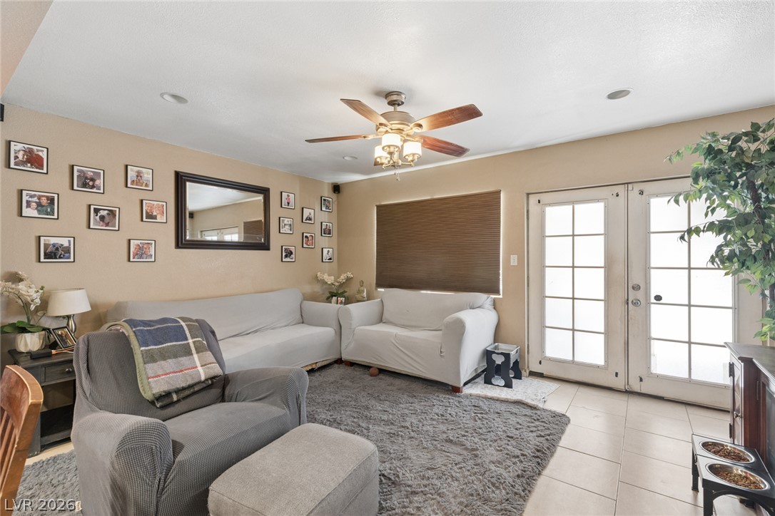1305 North Mojave Road Las Vegas NV 89101