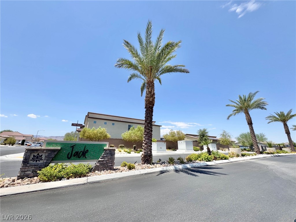 7526 Pink Mimosa Avenue Las Vegas NV 89113