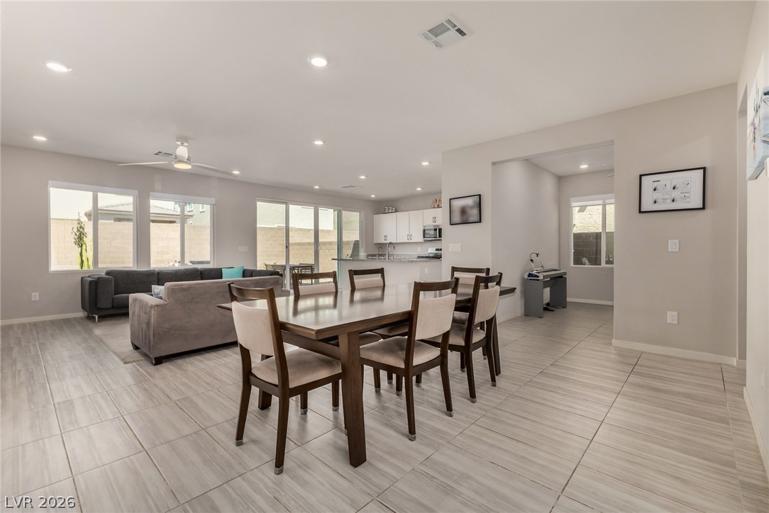 2858 Victorian Road North Las Vegas NV 89086