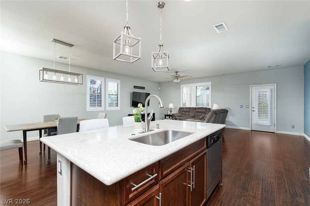 7624 Sugarloaf Peak Street Las Vegas NV 89166