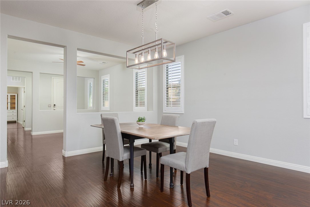 7624 Sugarloaf Peak Street Las Vegas NV 89166