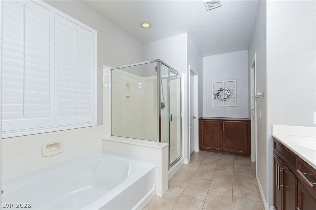 7624 Sugarloaf Peak Street Las Vegas NV 89166