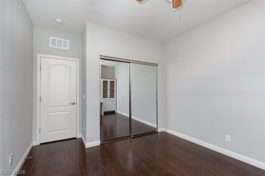 7624 Sugarloaf Peak Street Las Vegas NV 89166