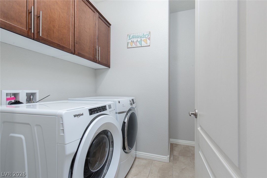 7624 Sugarloaf Peak Street Las Vegas NV 89166