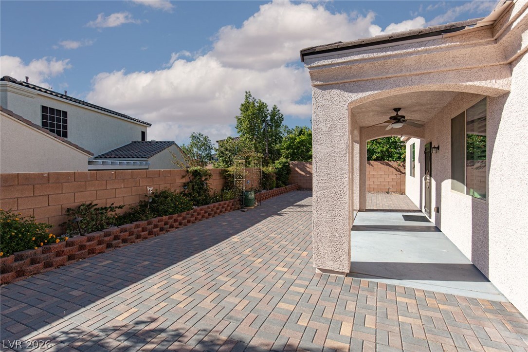 7624 Sugarloaf Peak Street Las Vegas NV 89166
