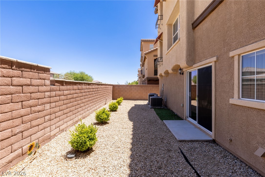 10408 Wildflower Gully Street Las Vegas NV 89178