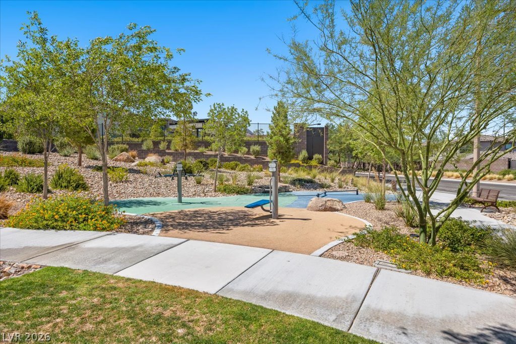 82 Nine Mile Creek Drive Las Vegas NV 89138