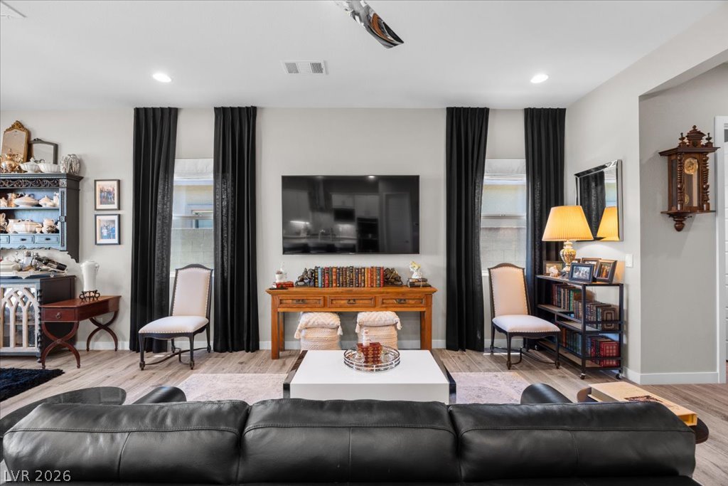 82 Nine Mile Creek Drive Las Vegas NV 89138
