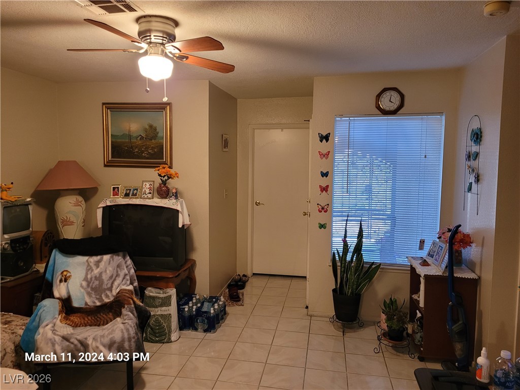 809 Hedge Way 3 Las Vegas NV 89110