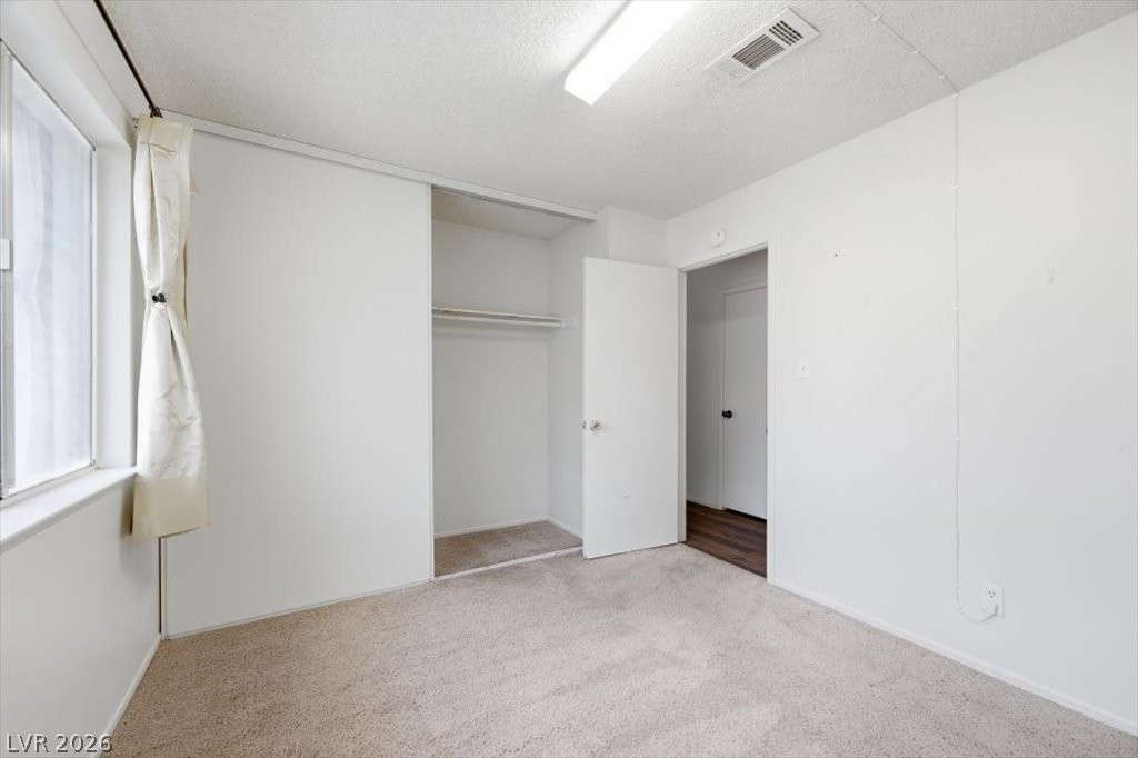 2261 Tall Pine Drive Las Vegas NV 89108