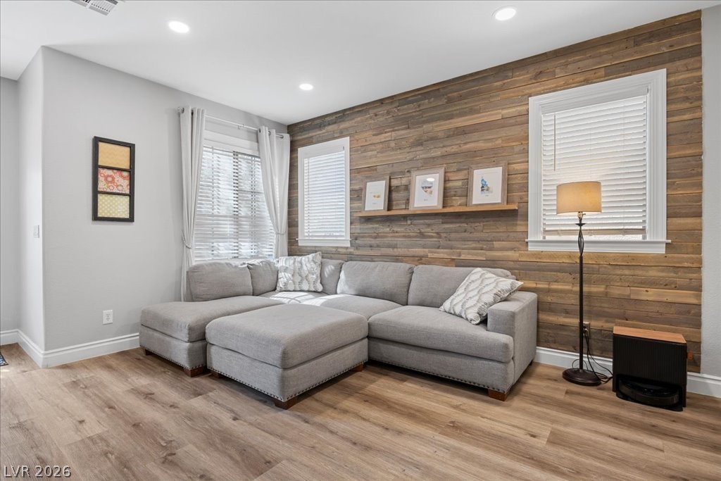 8224 Sawmill Falls Street North Las Vegas NV 89085