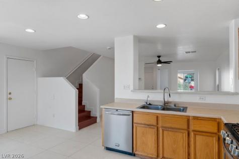 6171 Murphys Windmill Avenue Las Vegas NV 89139