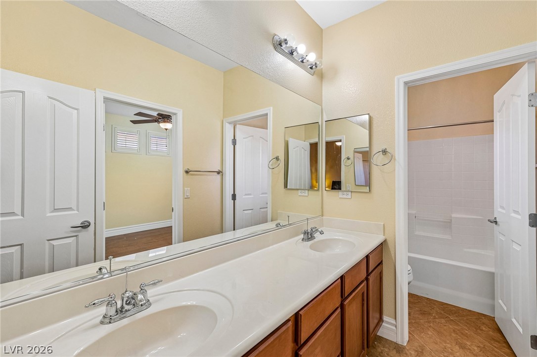 1068 Oak Fair Street Las Vegas NV 89138