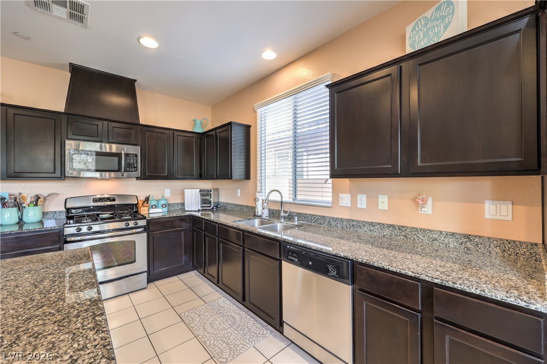 33 Via Di Mello Henderson NV 89011