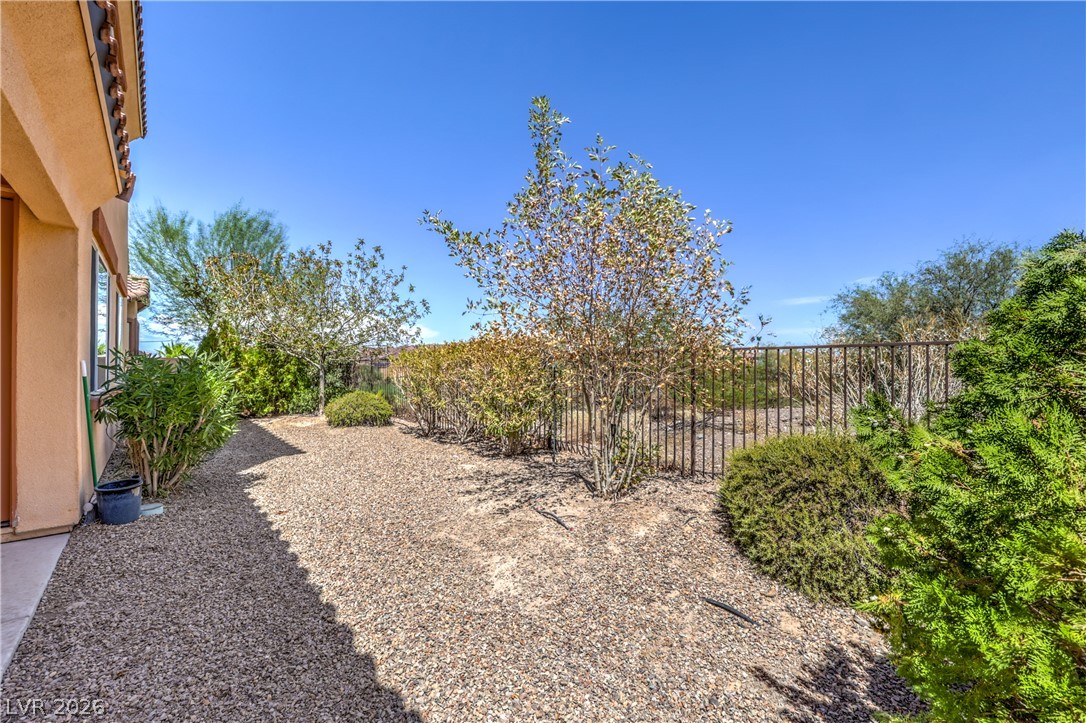33 Via Di Mello Henderson NV 89011