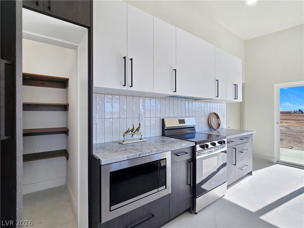 181 Comstock Avenue Pahrump NV 89048