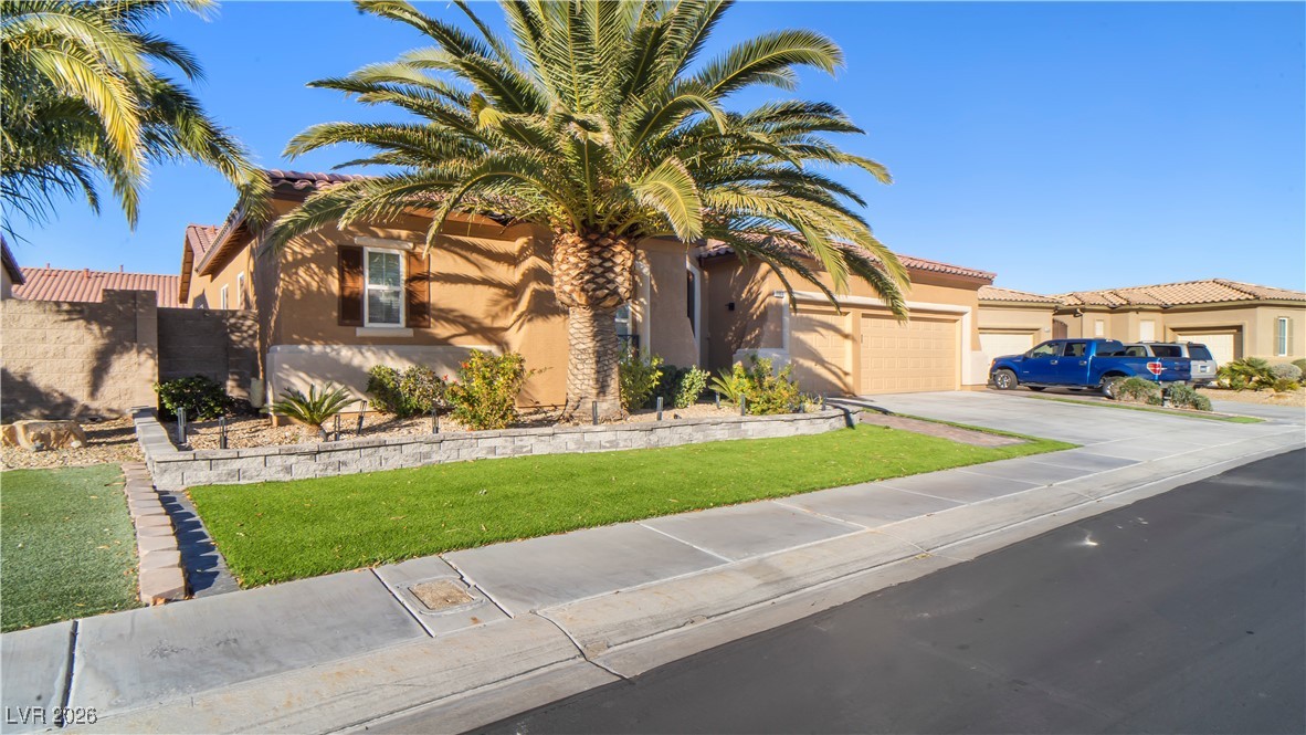 7166 Adobe Hills Avenue Las Vegas NV 89113