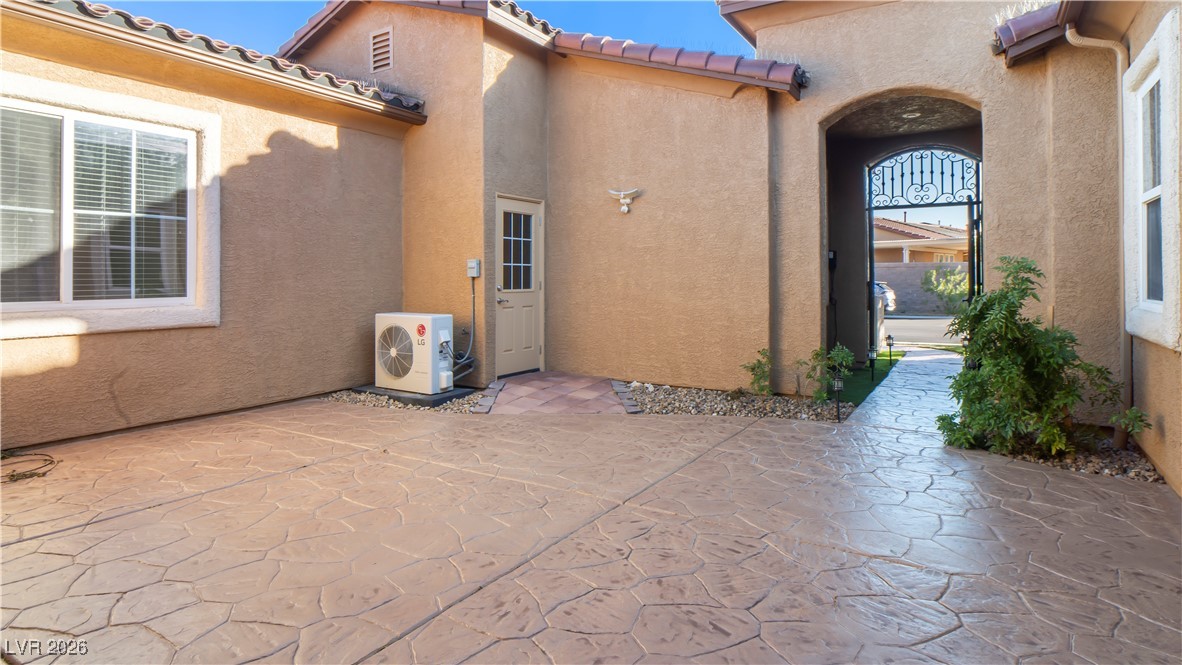 7166 Adobe Hills Avenue Las Vegas NV 89113