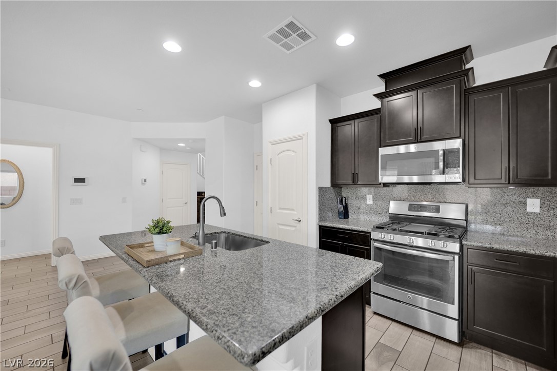 1027 Aubrey Springs Avenue Henderson NV 89014