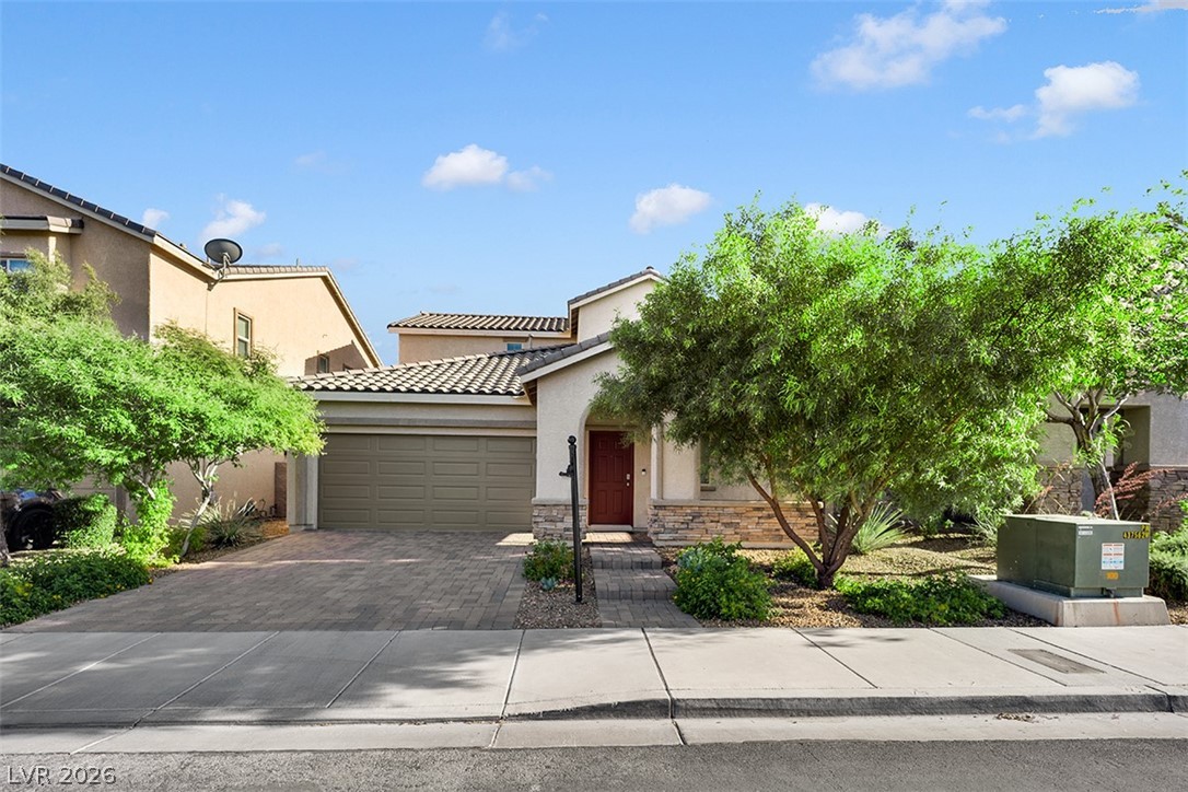 1027 Aubrey Springs Avenue Henderson NV 89014