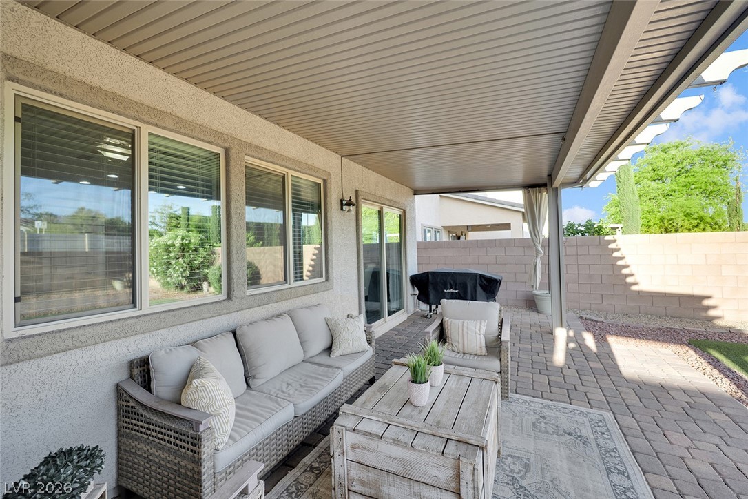 1027 Aubrey Springs Avenue Henderson NV 89014