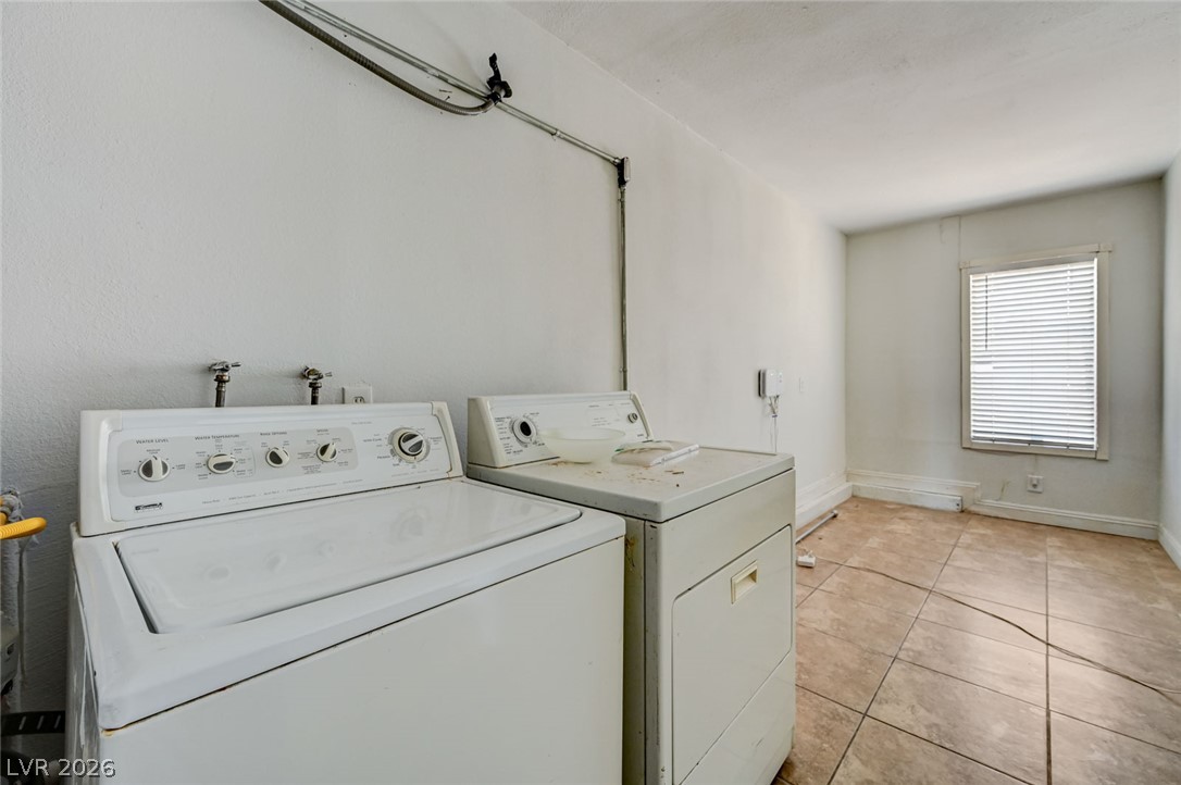 3933 Manford Circle Las Vegas NV 89104