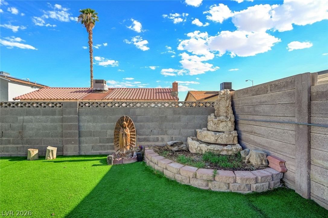 3933 Manford Circle Las Vegas NV 89104