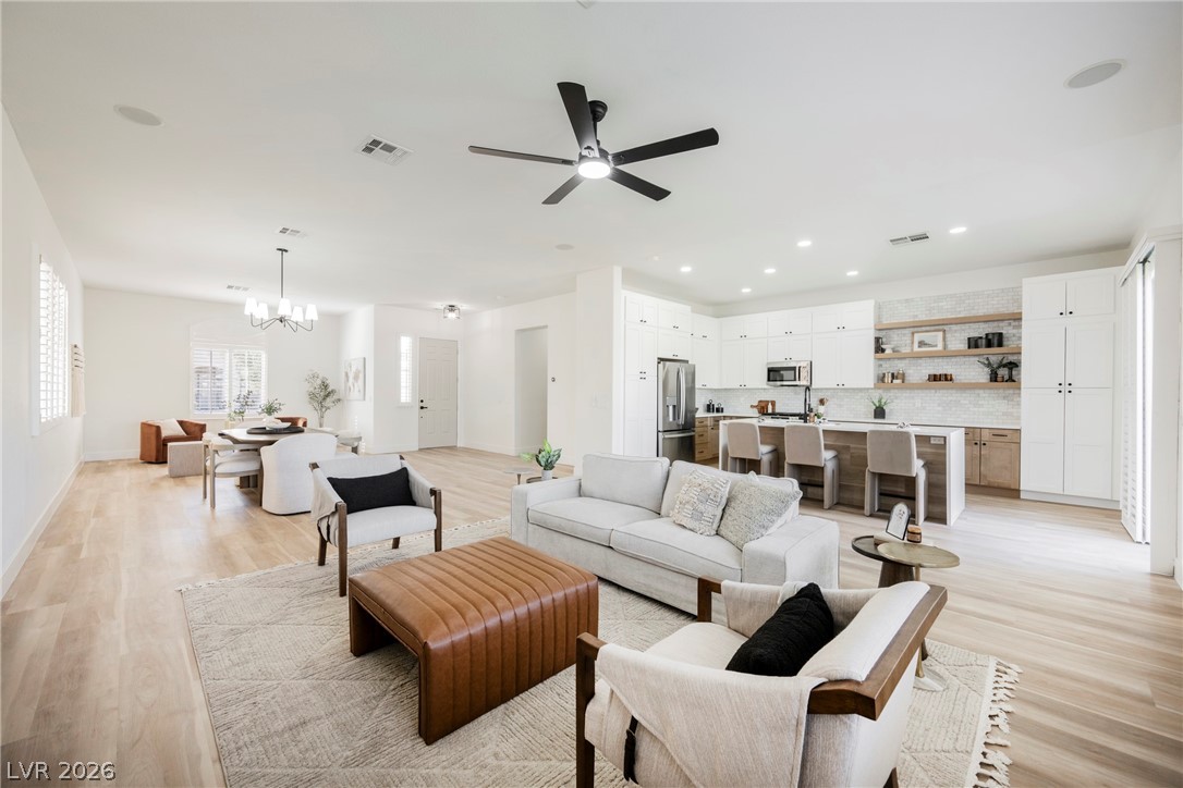 5004 Wayfaring Tree Avenue Las Vegas NV 89131