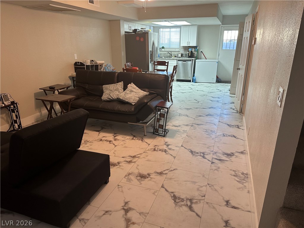 5939 Vegas Drive Las Vegas NV 89108