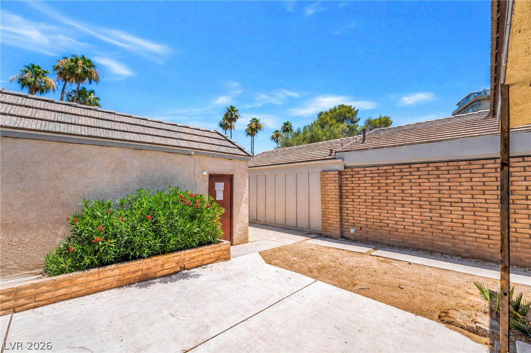 2985 Bel Air Drive Las Vegas NV 89109