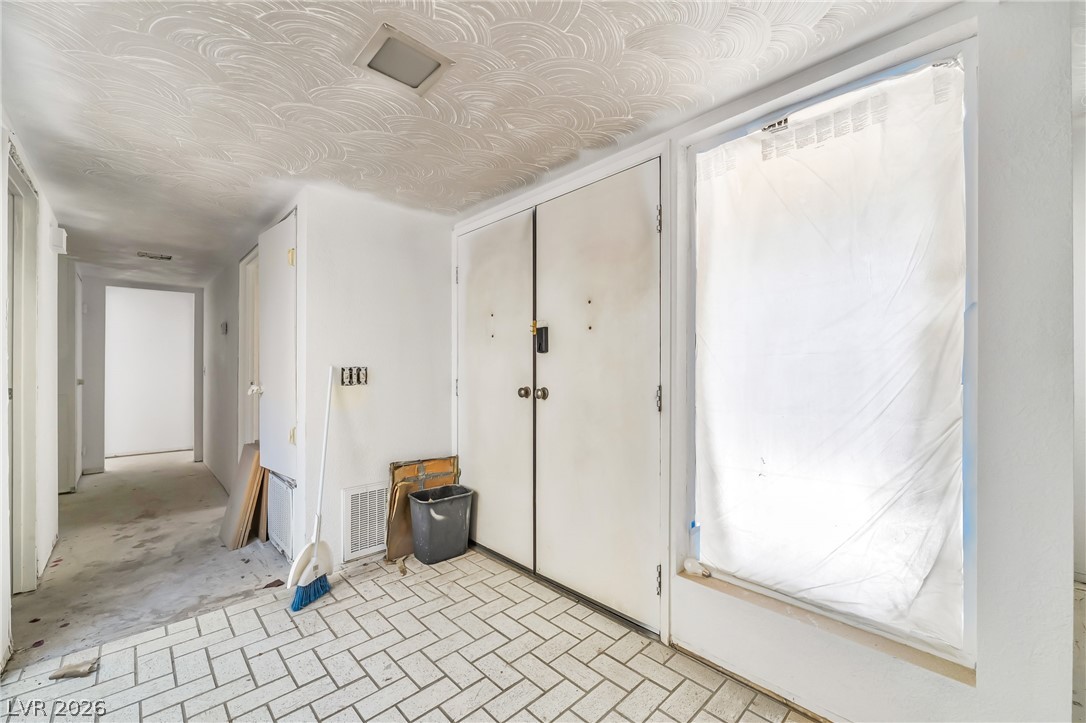 2985 Bel Air Drive Las Vegas NV 89109