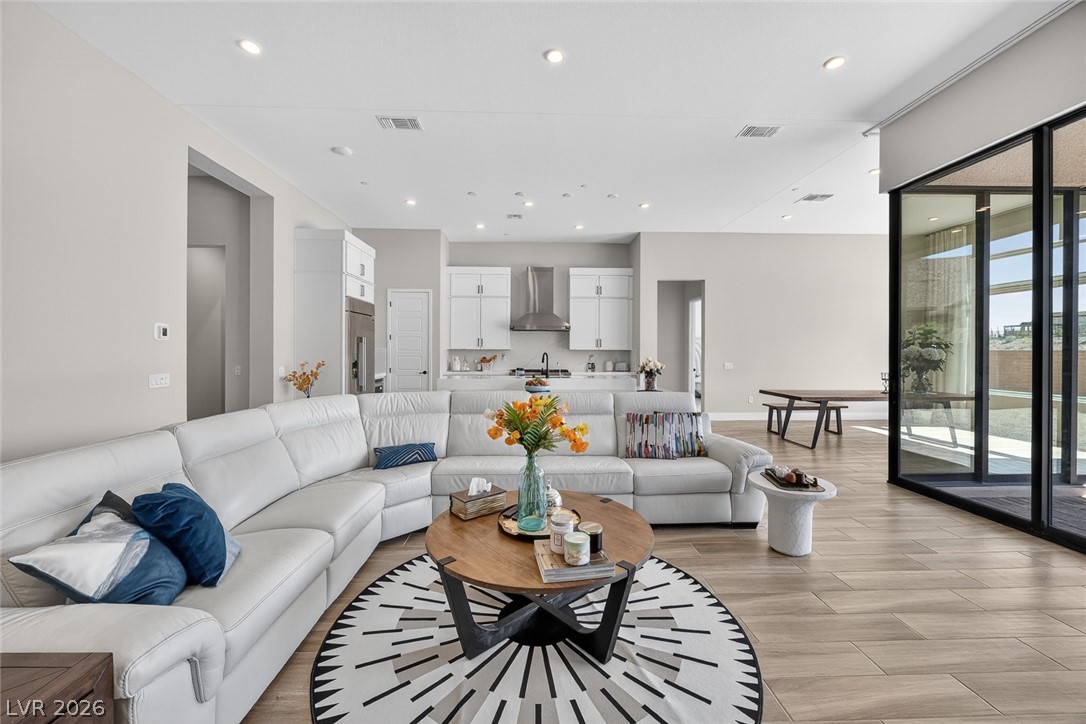 11033 Concord Valley Drive Las Vegas NV 89135
