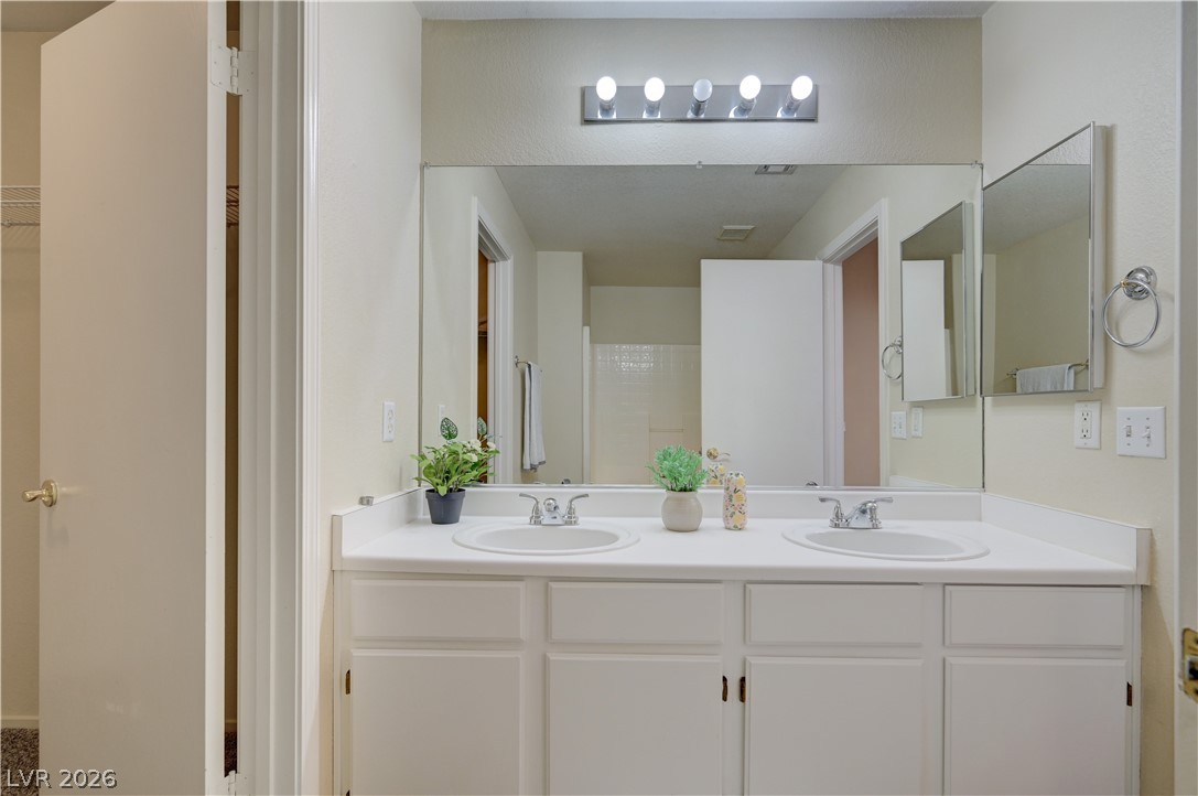 5433 Bridgehampton Avenue Las Vegas NV 89130