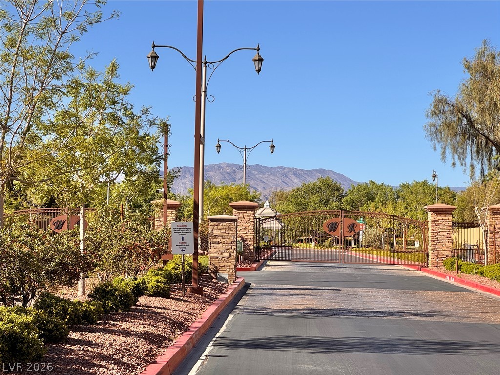 7116 Spring Beauty Avenue Las Vegas NV 89131