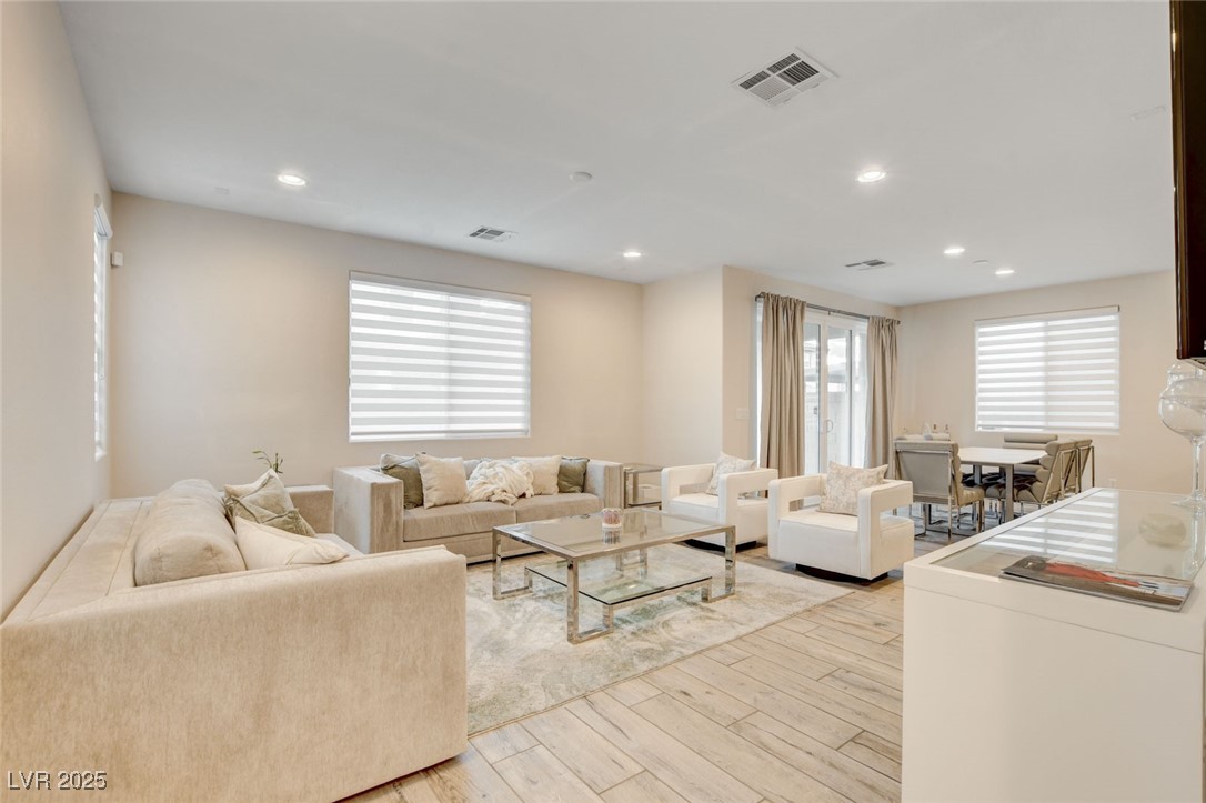 6342 Selston Drive North Las Vegas NV 89081