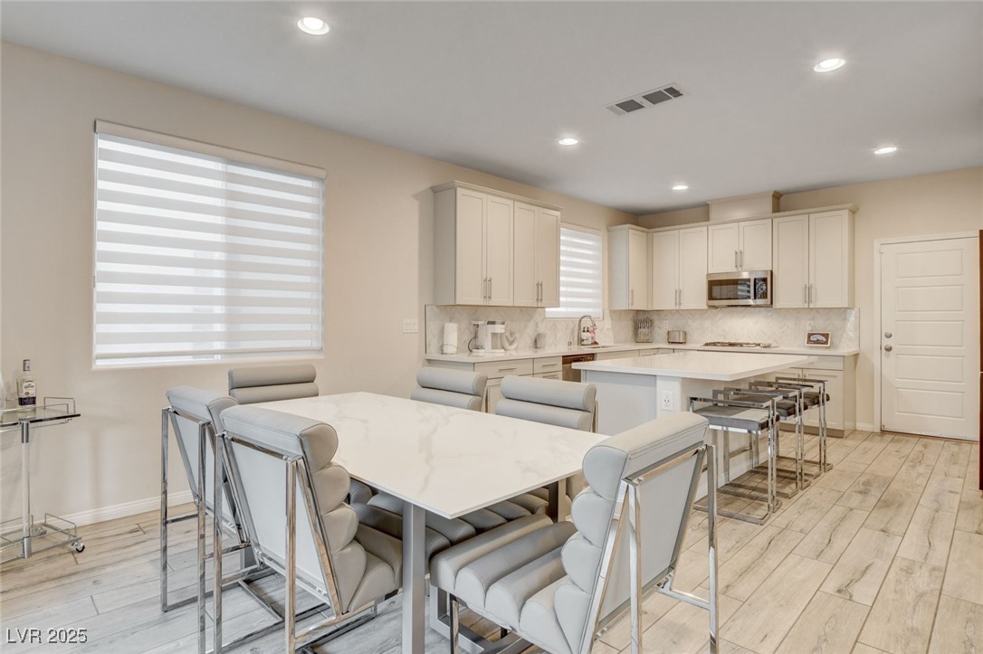 6342 Selston Drive North Las Vegas NV 89081