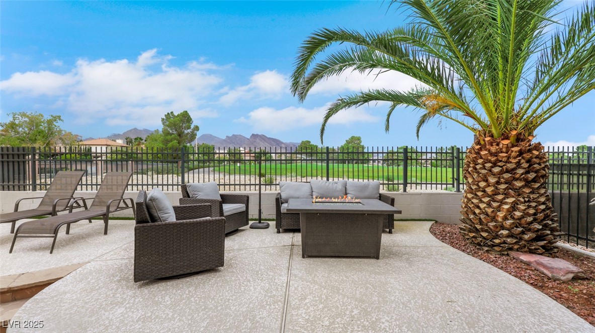 1301 Fox Acres Drive Las Vegas NV 89134