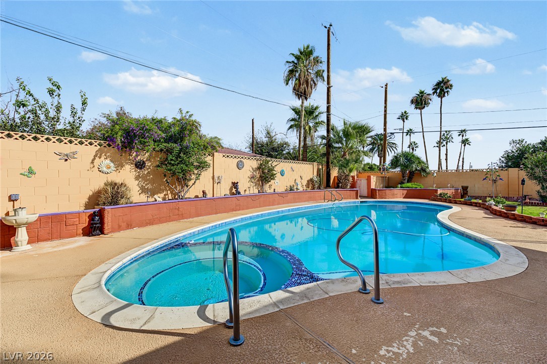 1820 Laverne Circle Las Vegas NV 89108