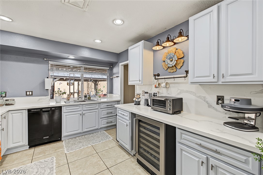 1820 Laverne Circle Las Vegas NV 89108