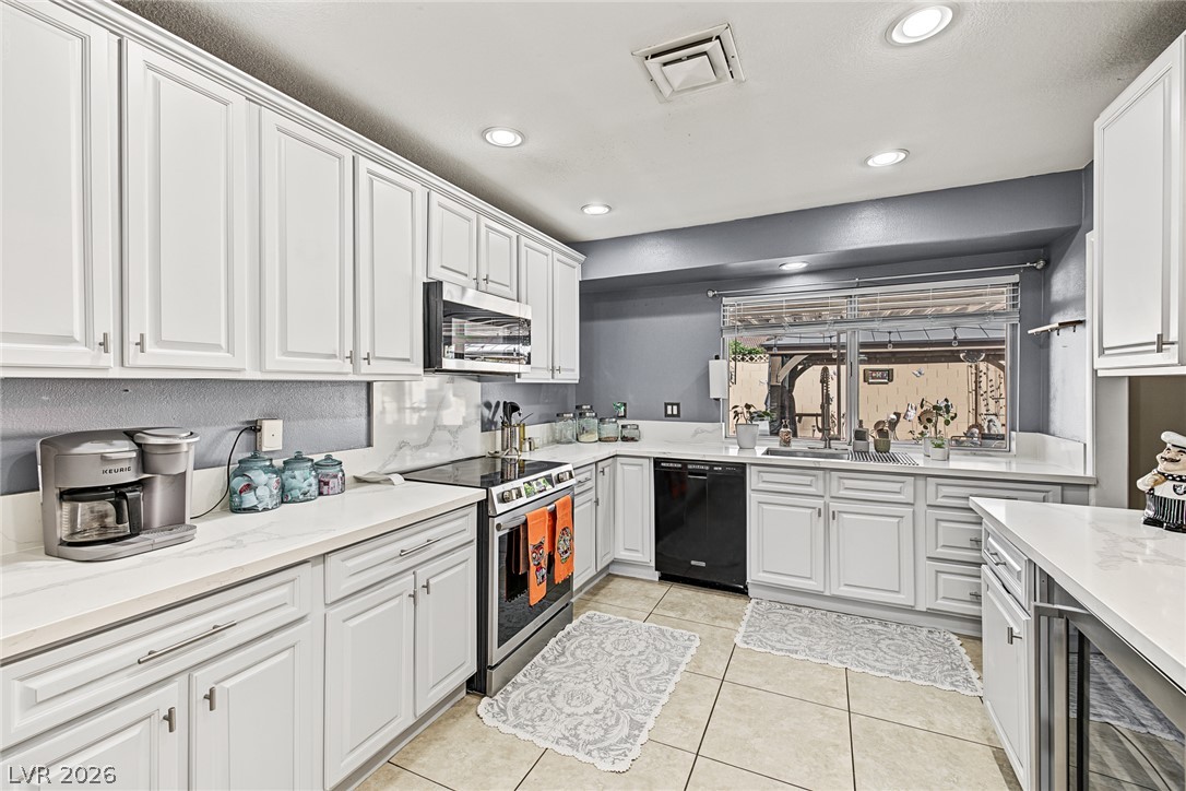 1820 Laverne Circle Las Vegas NV 89108