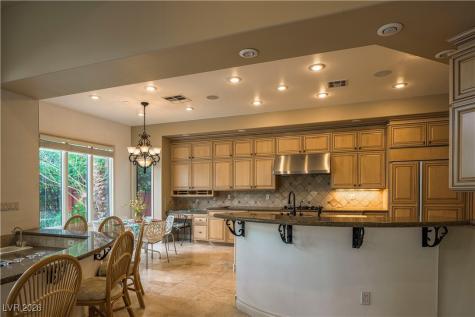16 Via Mira Monte Henderson NV 89011