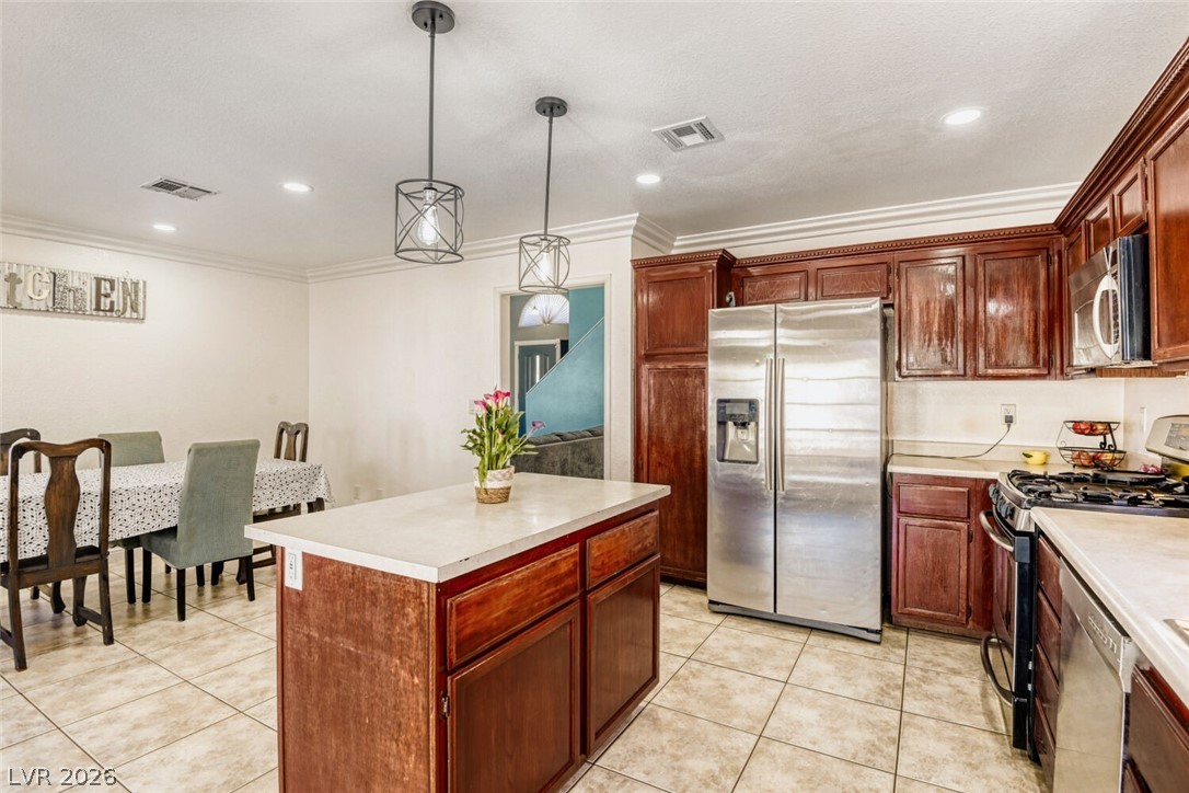 1666 Garden Path Court Las Vegas NV 89119