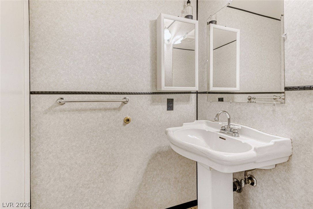 1666 Garden Path Court Las Vegas NV 89119