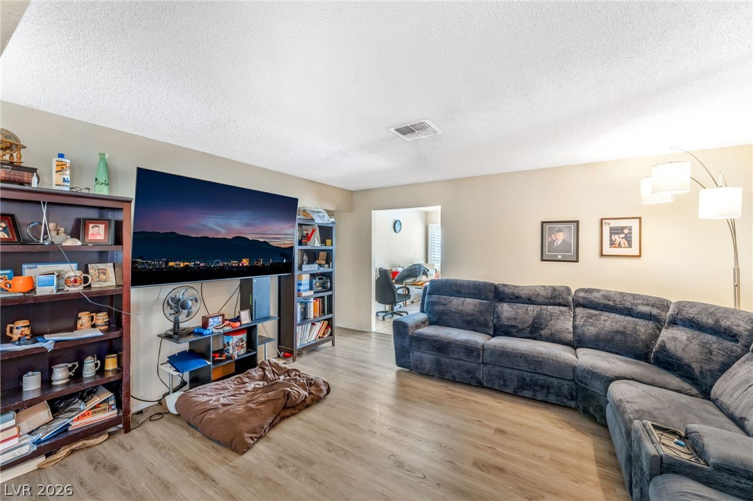 1928 Harvest Drive Las Vegas NV 89108