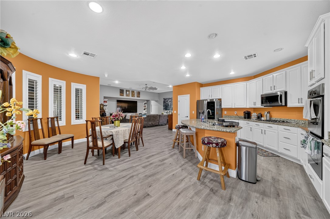 11212 Hudson Brook Street Las Vegas NV 89183